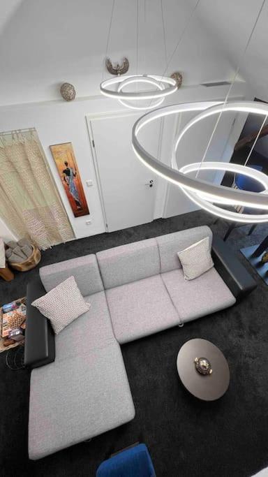 Boho Apartment Mit Aussicht Auf Gartenoase Naehe Duesseldorf เครเฟลด์ ภายนอก รูปภาพ